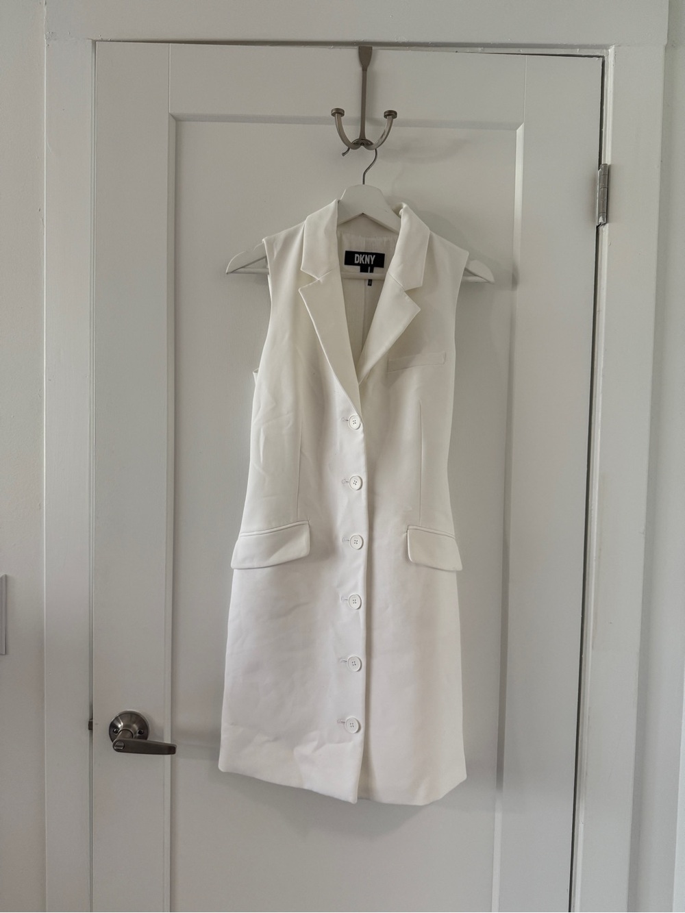 DKNY White Sleeveless Button-Front Vest Dress